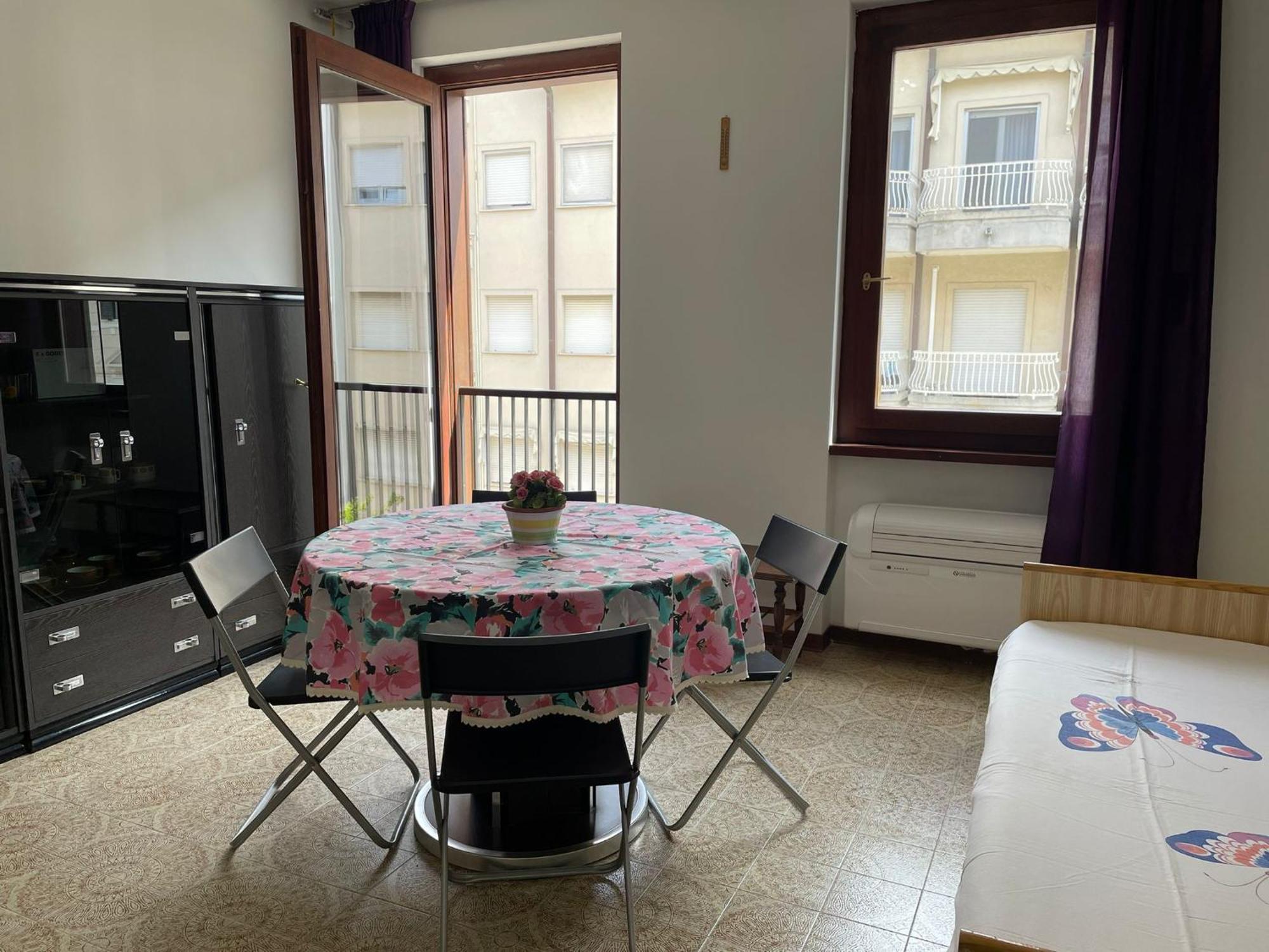 Europa Unita Apartment Grado Esterno foto